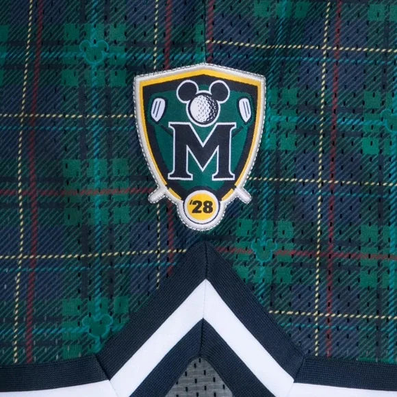 Disney Parks 2025 Mickey Golf Shorts For Adults 3XL XXXL - NEW - Picture 4 of 4